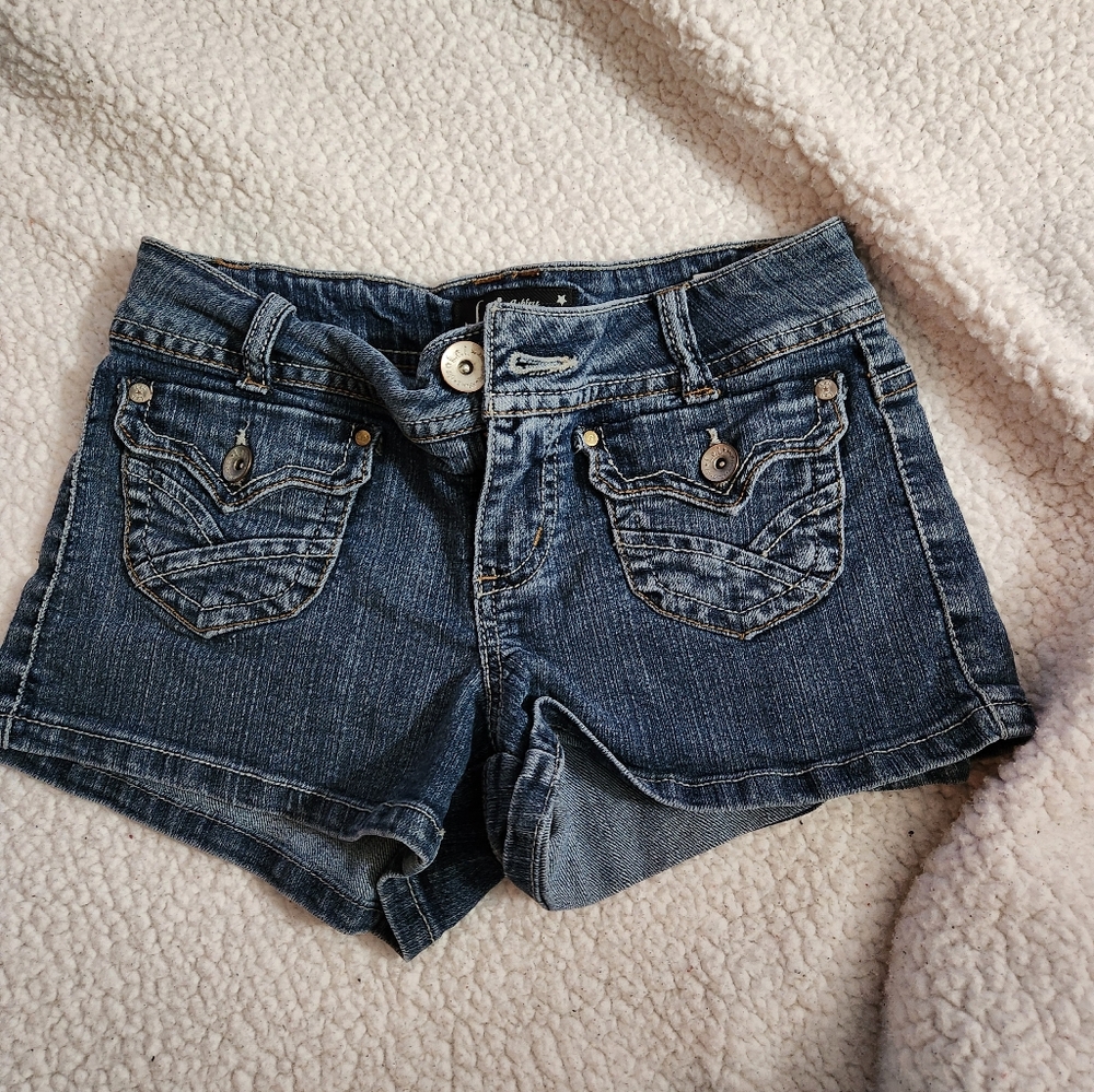Size 1 lei shorts
